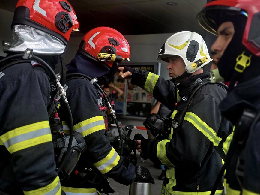 Incident de intoxicatie intr un supermarket din Brasov | imaginea 1