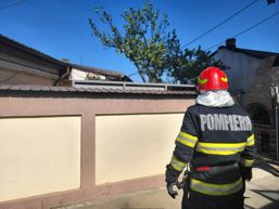 Casa in pericol din cauza unui incendiu | imaginea 1