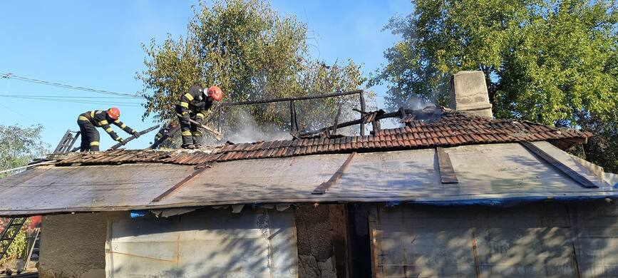 Incendiu in gospodarie   Totul a pornit de la un foc in aer liber | imaginea 1
