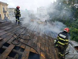 Incendiu la un apartament din Iasi | imaginea 1