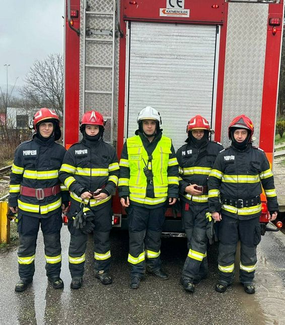 Explozie cauzata de butelie  urmata de incendiu cu victima | imaginea 1