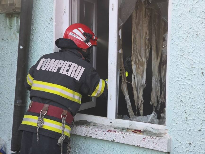 Incendiu intr o locuinta din Giurgiu | imaginea 1
