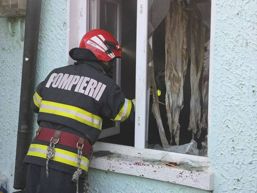 Incendiu intr o locuinta din Giurgiu | imaginea 1