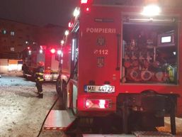 Explozie de butelie la bloc   10 victime si zeci de persoane evacuate | imaginea 1