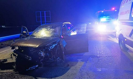 Accidente rutiere  incendii si zeci de persoane asistate medical | imaginea 1