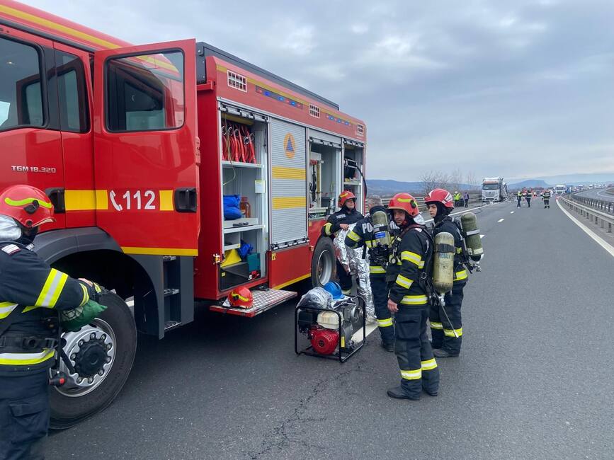 Hunedoara sub alerta  Peste 260 de misiuni salvatoare | imaginea 1