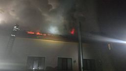 Incendiu de amploare la o pensiune | imaginea 1