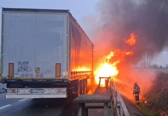 TIR in flacari | imaginea 1