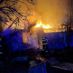 Incendiu devastator  Pagube uriase si animale salvate | imaginea 1