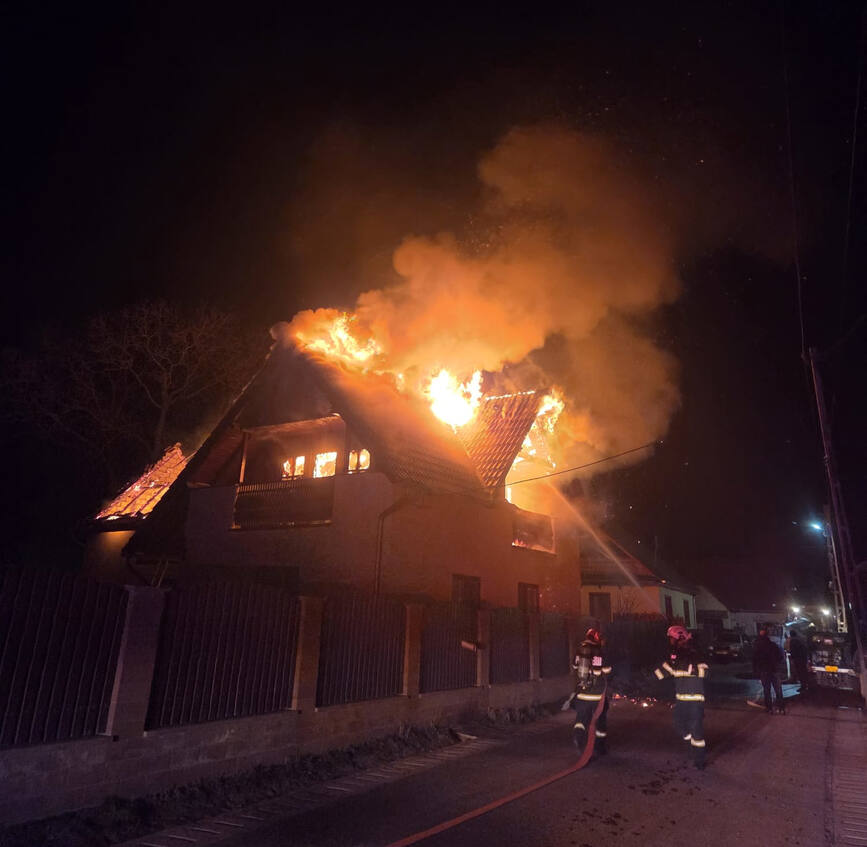 Mobilizare in Covasna  Zeci de interventii si incendii | imaginea 1