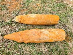 Pericol eliminat  Doua proiectile explozive  ridicate de pirotehnisti | imaginea 1