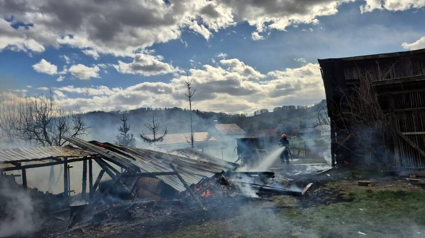 Persoana salvata si incendii limitate in Covasna | imaginea 1