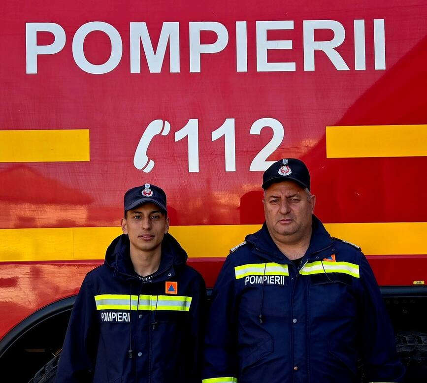 Pompierii slatineni  eroi in misiune | imaginea 1