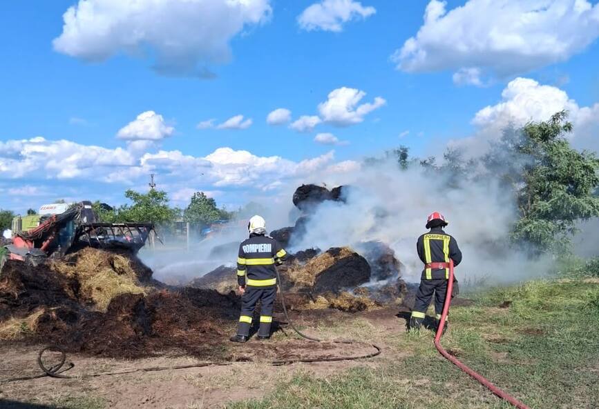 Foc in Bihor  Cinci incendii au alertat pompierii in weekend | imaginea 1