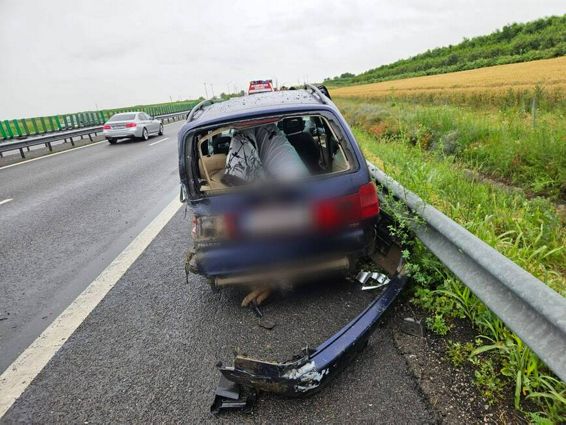 Urgente medicale  incendii si opt masini implicate in accidente | imaginea 1