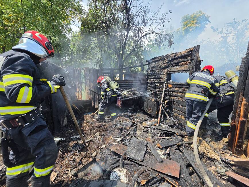 De la flacarile de pe camp  la inundatiile din Oltenita | imaginea 1