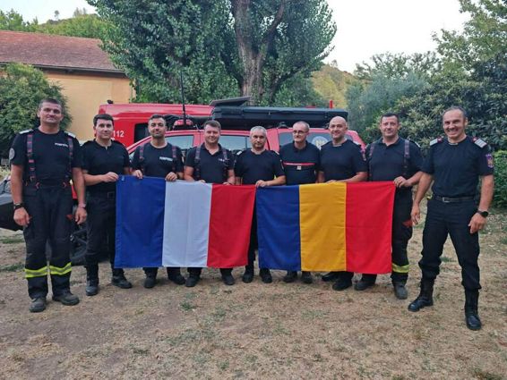 Final de misiune in Franta pentru 8 pompieri clujeni | imaginea 1