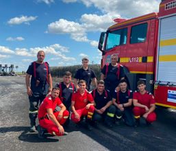 Incendiu violent izbucnit dupa un accident rutier | imaginea 1