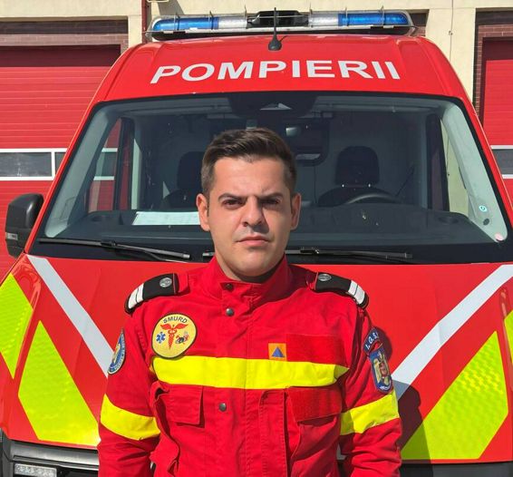 Tanar pompier salvator si in timpul liber  Sg  maj  Popescu Eugen Tiberiu | imaginea 1