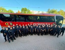 Un nou contingent de pompieri romani a plecat in Franta | imaginea 1
