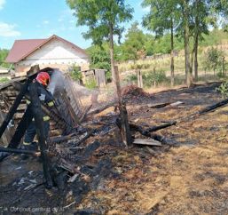 Neglijenta care arde vieti si bunuri | imaginea 1