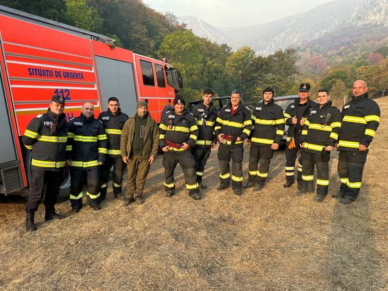 Singerea incendiilor de vegetatie continua in judetul Mehedinti | imaginea 1