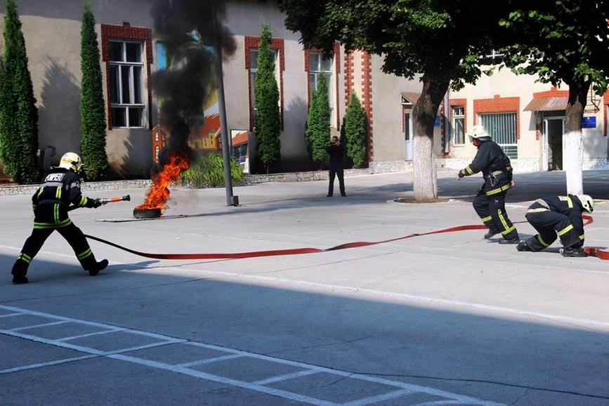 Exercitiu aplicativ in cadrul Unitatii Militare 10 02 | imaginea 1