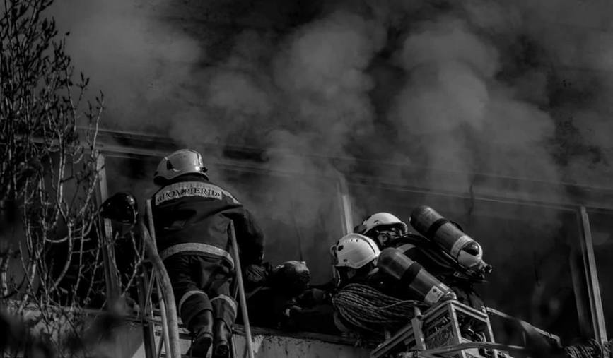 Pompierul   eroul anonim care plateste cu viata pentru dragostea de semeni | imaginea 1