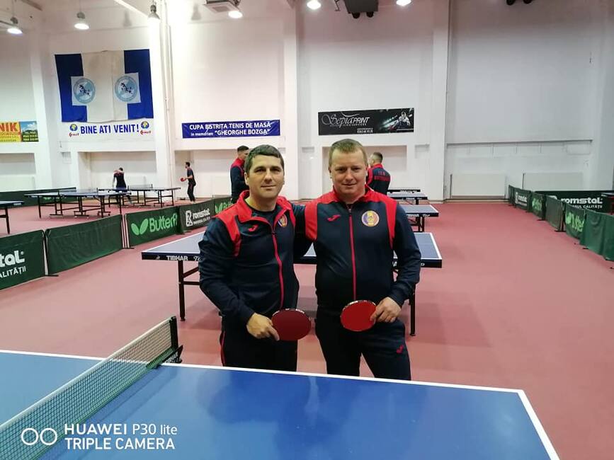 Campian Zoltan si Urzica Ioan   vicecampioni nationali la tenis de masa | imaginea 1