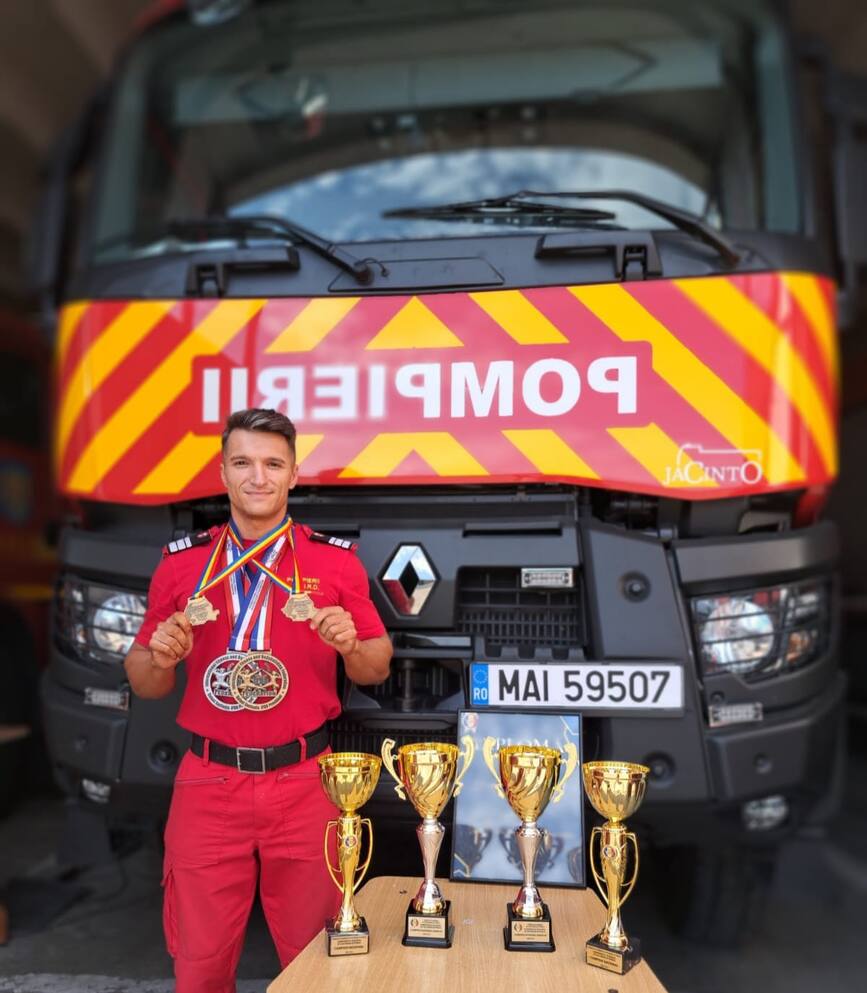 Pompier mehedintean   campion absolut la Campionatul National de Culturism si Fitness | imaginea 1