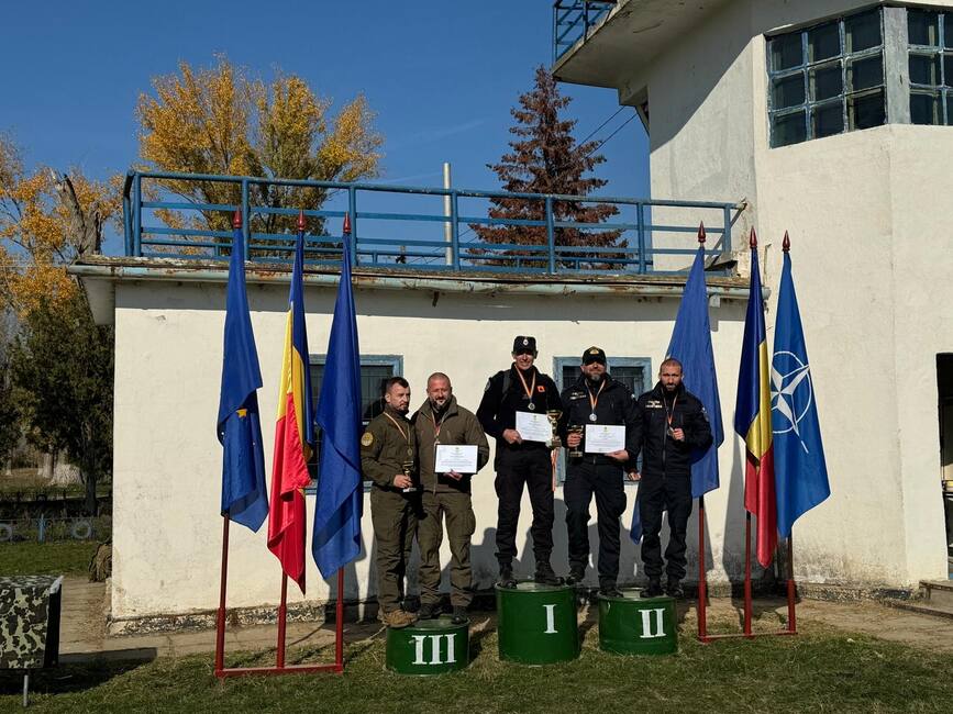 Felicitari  Lt  col  Marian Rusu si Plutonier adjutant sef Alin Vicol | imaginea 1