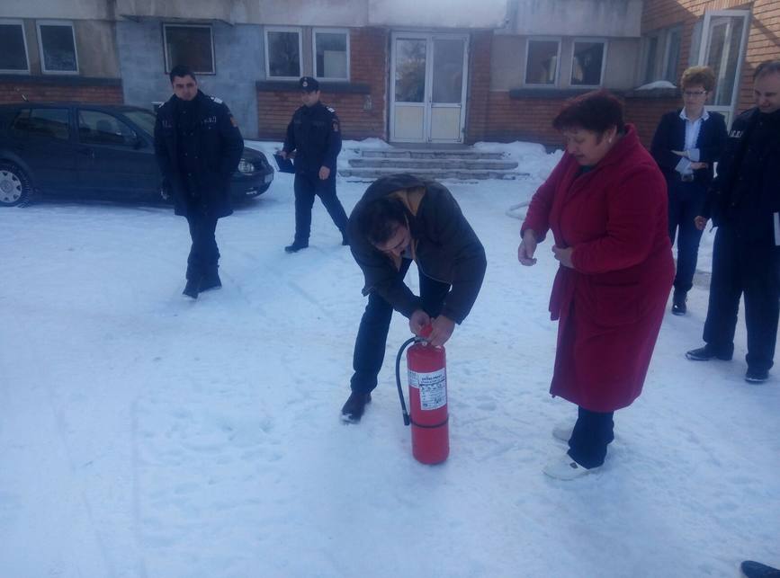 Unitatile sanitare cu paturi  controlate de pompieri | imaginea 1