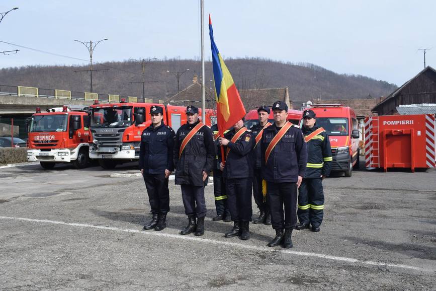 Simpozion cu tema  Semnificatia zilei de 28 februarie  Protectia Civila in Romania   la Muzeul Banatului Montan din Resita | imaginea 1