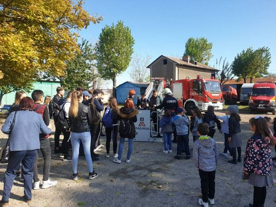 Activitati dedicate Zilei Internationale pentru Reducerea Dezastrelor | imaginea 1