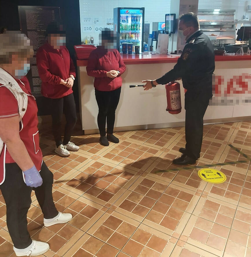 Premergator Sarbatorilor de Iarna  au inceput controalele de prevenire a incendiilor | imaginea 1