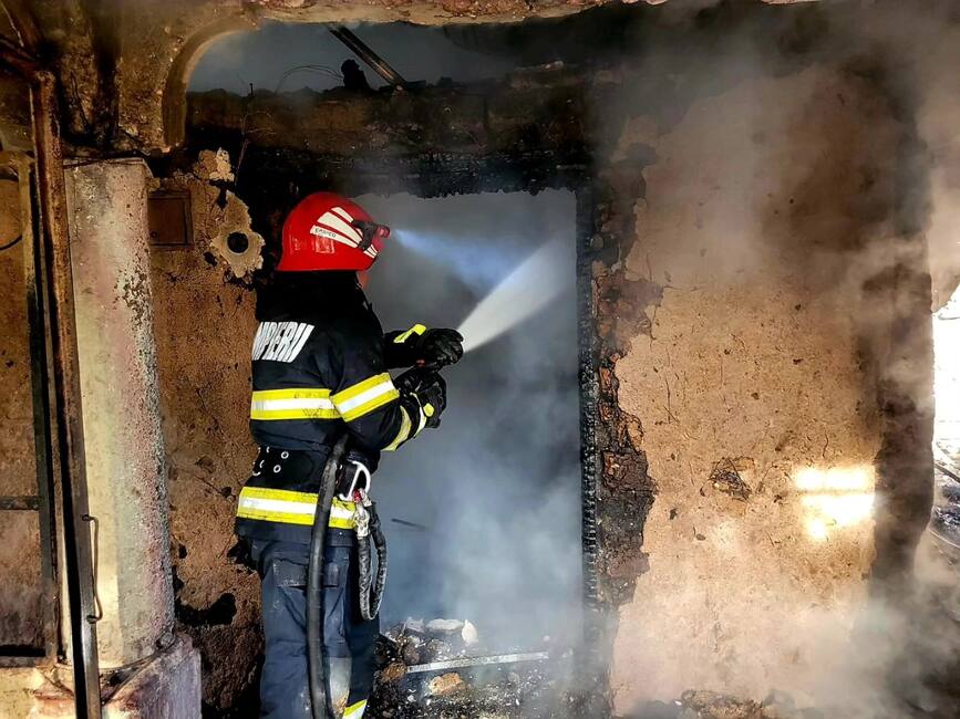 Bilant negativ   Numeroase incendii de locuinte si gospodarii | imaginea 1