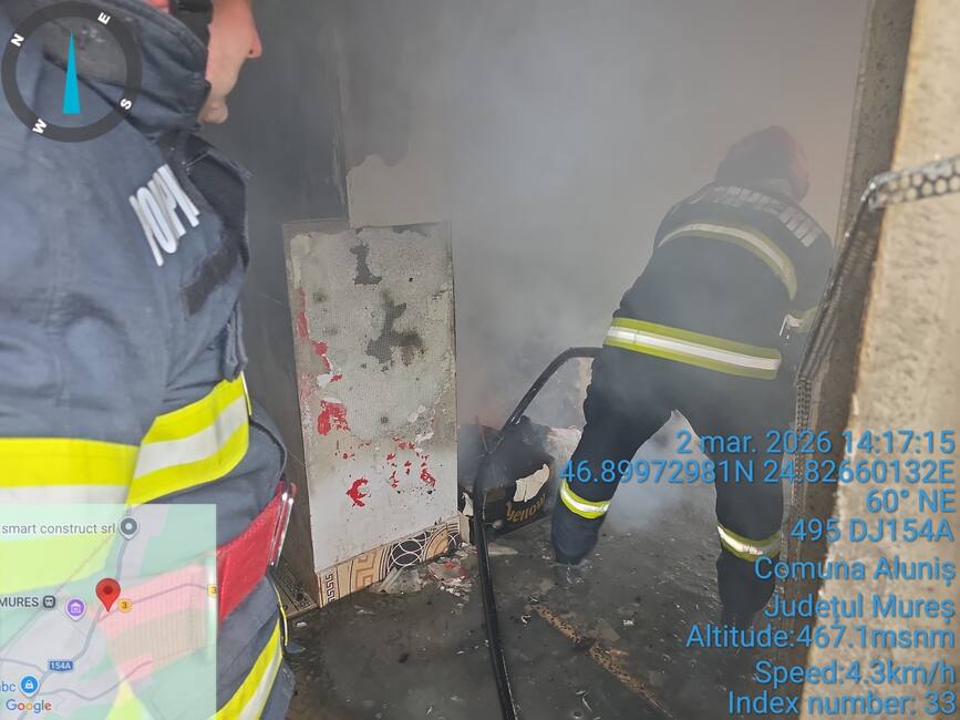 Pompierii voluntari si militari  actiune pentru stingerea unui incendiu | imaginea 1