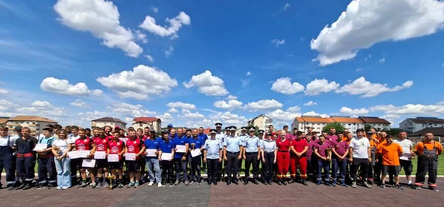Pompierii SVSU si SPSU  in lupta pentru podium | imaginea 1