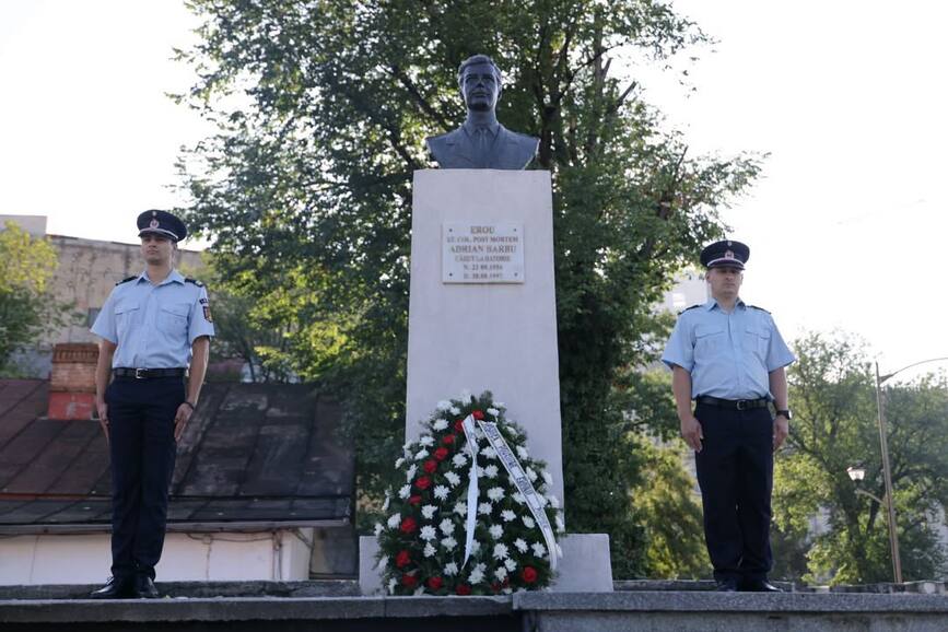 In memoriam Lt  col  p m  Adrian Barbu | imaginea 1