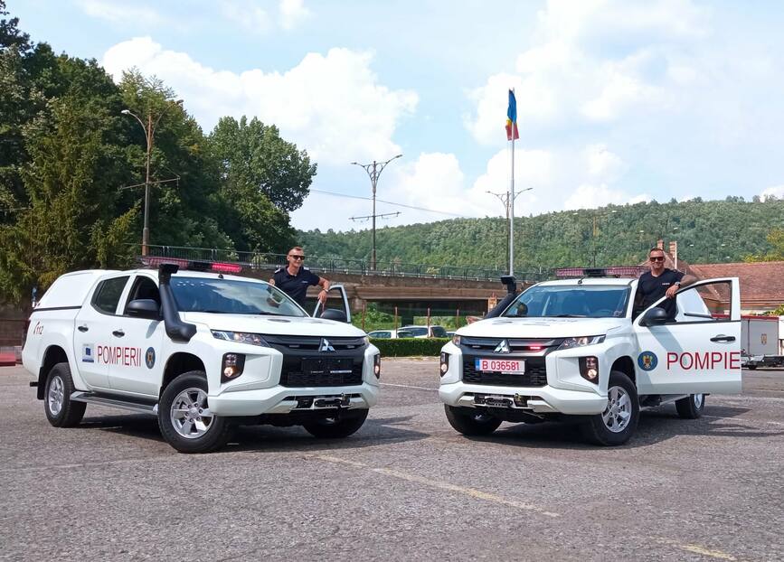 Autovehicule de teren si autocamion  in dotarea ISU Caras Severin | imaginea 1