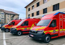 Noile ambulante SMURD un pas important pentru siguranta hunedorenilor | imaginea 1