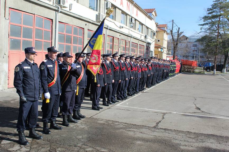 28 februarie   zi de sarbatoare pentru pompierii vranceni | imaginea 2